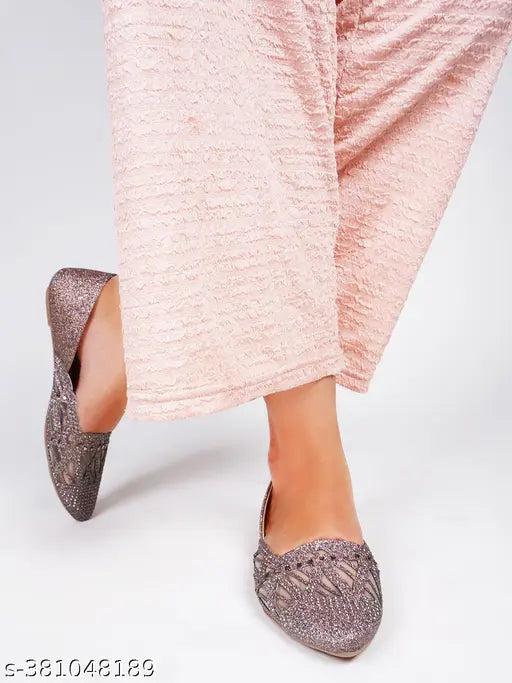 Synthetic ballerinas by FROH FEET - soft, comfortable slip-ons for daily walking, available in various colors