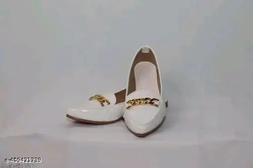 White synthetic leather ballerinas with attractive design for women's daily and party wear. Flat belly heels, slip-on style, pointed shape, and chain detail. Affordable, vibrant, and versatile