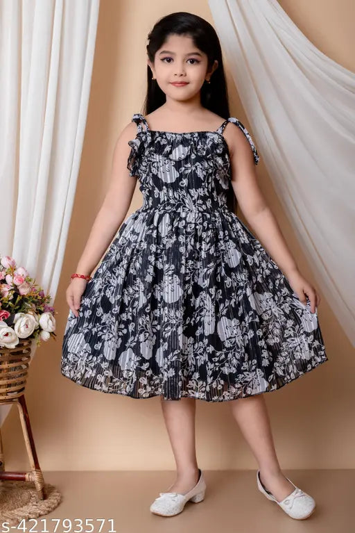 Black and white patterned self-design dress with short sleeves
