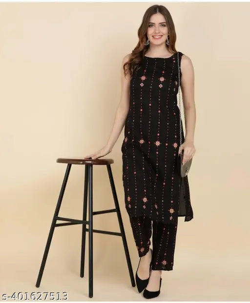 Black viscose rayon star-printed plazo set for girls and women, three-quarter sleeve kurta with pants