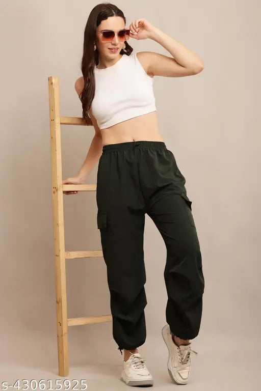 Dark green cotton cargo pants women's fashionable utility wear