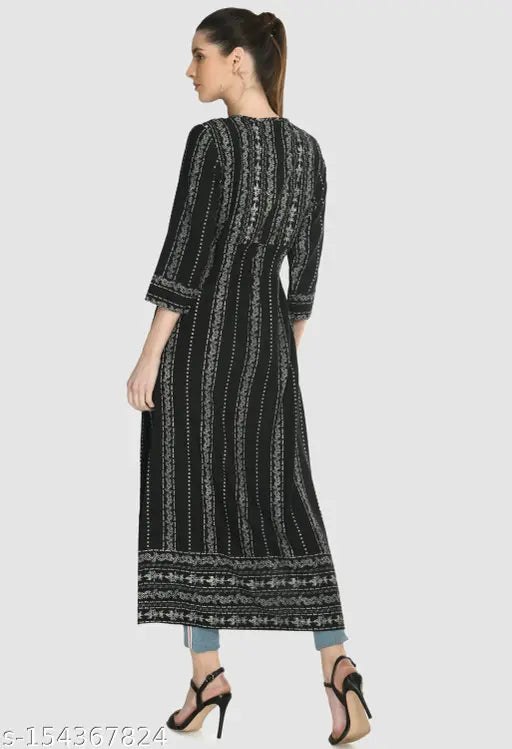 Rayon printed stripe kurta, three-quarter sleeves. Ladies' comfortable fashion for day to night wear. Made in India