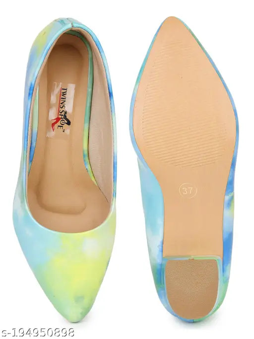 Synthetic leather, comfortable bellies pumps for women. Printed pattern, closed back, durable and stylish footwear