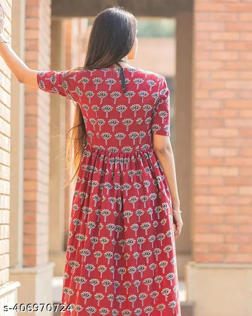 Printed viscose rayon women's kurti, short sleeves, vibrant Indian ethnic wear