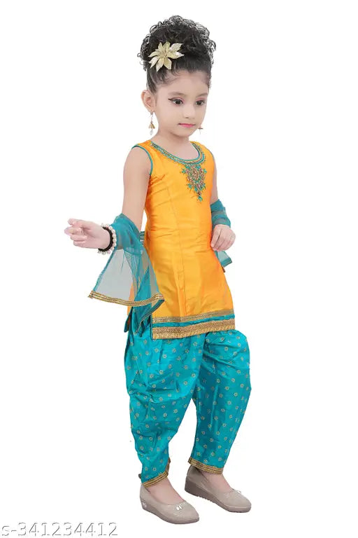 Embellished dupion silk A-line kurta set for kids girls, suitable for all seasons. Patiala bottom and short sleeves. Indian origin