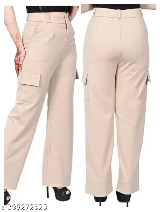 Cargo pants with four pockets, relaxed fit, wide legs, premium cotton
