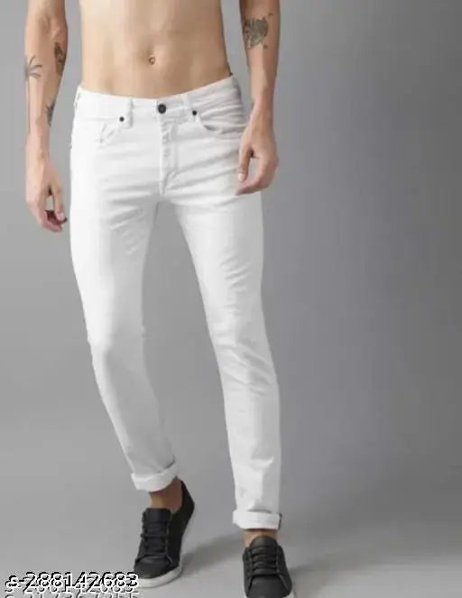 Men's white polycotton denim jeans, solid pattern, size 28/30/32. Close-up view of comfortable casual wear