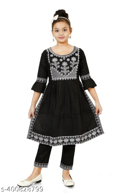 Women's Rayon A-Line Embroidered Kurti & Pant Set, Indian fashion for young girls, embroidered, cotton blend fabric, knee-length, 3/4 sleeves