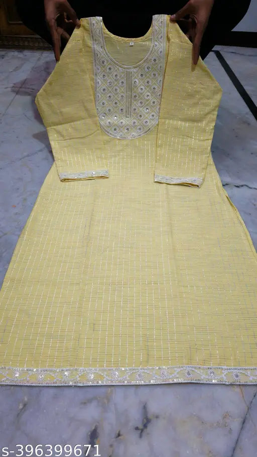 Classic cotton kurti pack: 4 long-sleeved, printed combos in M, L, XL, XXL, XXXL - Latest Indian fashion
