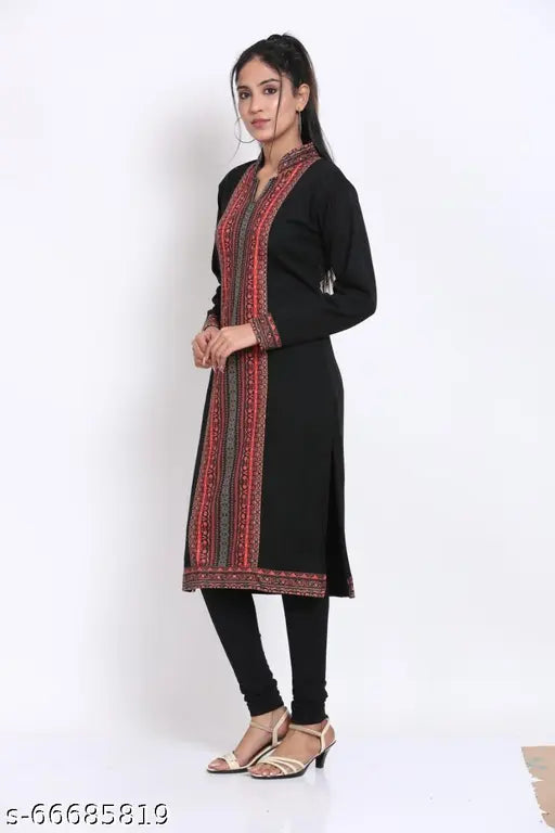 Long, straight woolen kameez with long sleeves