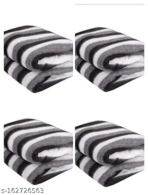 Striped polyester donation blankets (Combo Pack of 4), free size (L58in x W90in), Indian origin