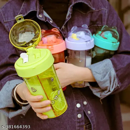 Yellow plastic Kids Sipper Bottle, Kawaii design with double side straws (420ML)