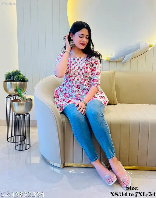 Pure cotton printed three-quarter sleeve short kurti, XS to 7XL sizes for plus and big size kurtis. Country of origin: India