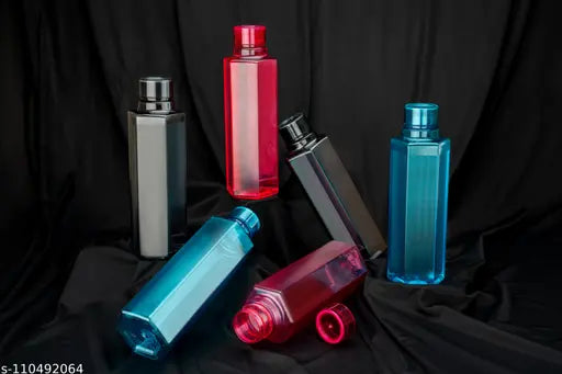 Unbreakable black plastic water bottles (1L each), perfect for school, gym, work, and outdoor activities - Set of 6