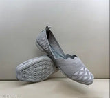 Canvas slip-on wedding Jutti Jutis, Juli2 model - stylish and comfortable in various sizes from IND-5 to IND-9. Made in India
