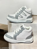 Trendy, lightweight high top canvas shoes with black laces