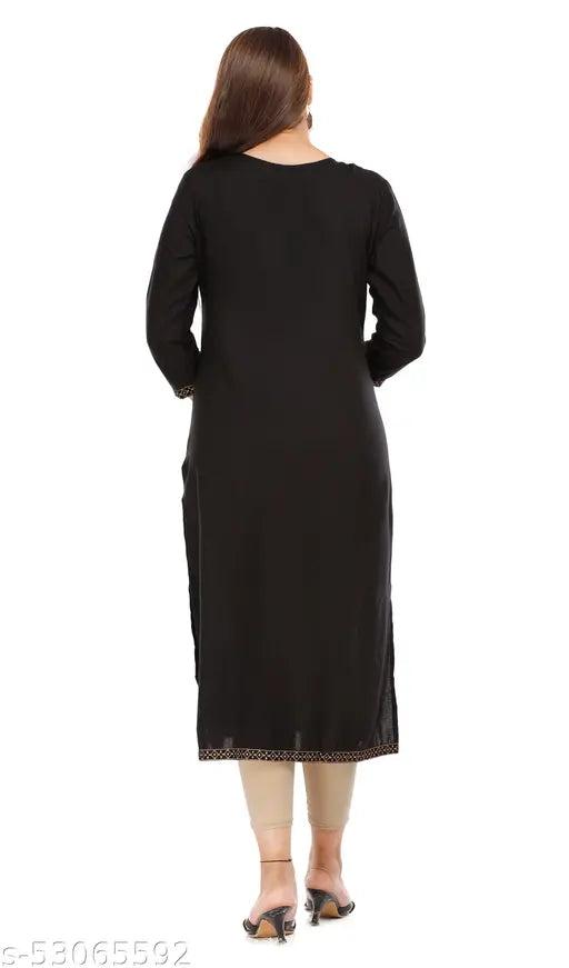 Trendy straight kurta, black, with long sleeves and side pockets