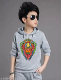 KIDS/BOYS REGULAR FITTED HOODED NECK FULL SLEEVES GRAPHIC PRINT PARIS PRINT COTTON BLEND PRINTED T SHIRT