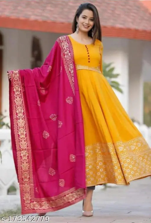 Printed three-quarter sleeve women's gown with dupatta, Rama Zol dye, gold print, M to XXL sizes, Indian origin