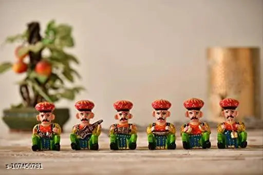 Multicolor Jaipuri Craft wooden Rajasthani musician set decor, Indian-crafted 7cm wood figures