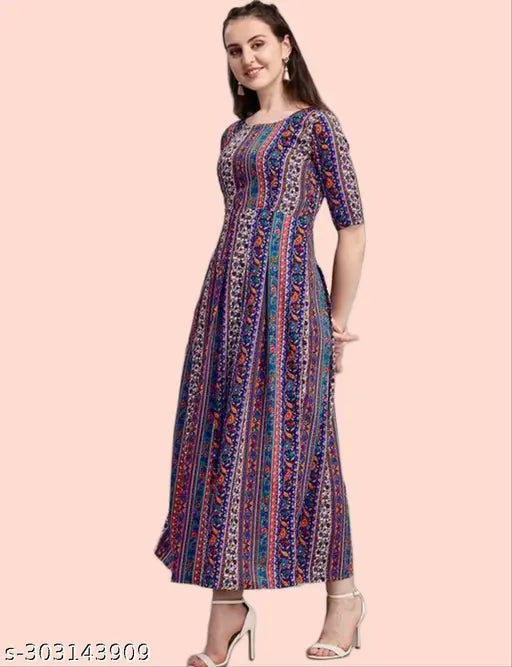 Crepe printed kurta with three-quarter sleeves, Indian fashion on model