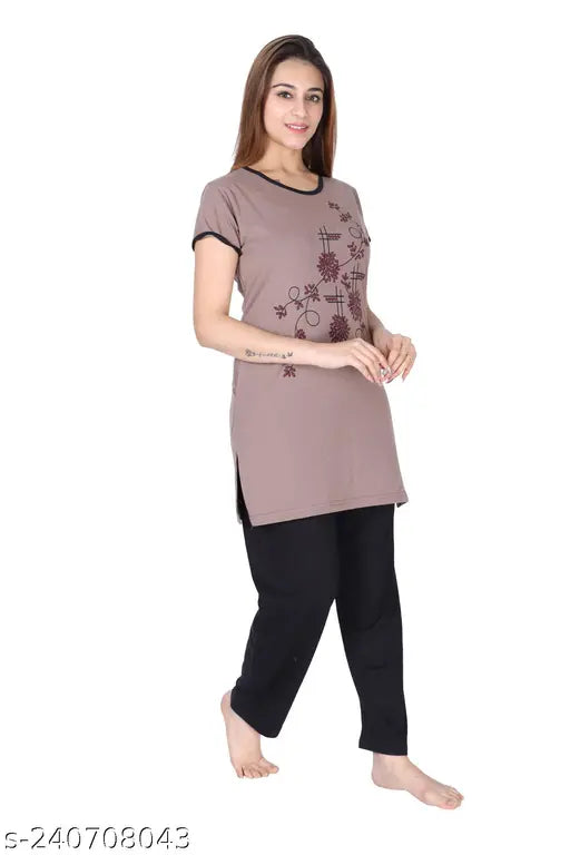 Printed cotton nightsuit, perfect for hot and humid nights, true to size, women's loungewear in long style, made in India