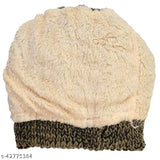Woolen navy beanie with fur lining and pompom