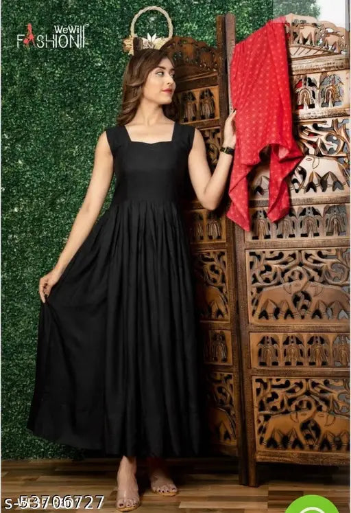 Black rayon dress with printed design and neck details