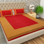 100% cotton Jaipuri double bedshet combo pack, featuring 2 bedsheets and 4 pillow covers in a paisley pattern. Ideal for summer use by adults. VNV Creation, made in India