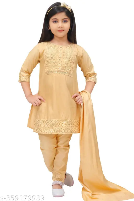 Kids cotton blend A-line kurta pajama with dupatta, solid pattern, long sleeves, sizes range from 12-18 Months to 9-10 Years. Indian traditional kids wear on display