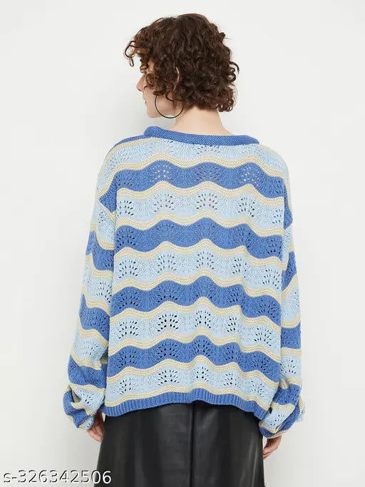 Blue wool open-knit round neck sweater, self-design pattern, full sleeves, M, L, XL with pull-on closure - Kasma women's sweater