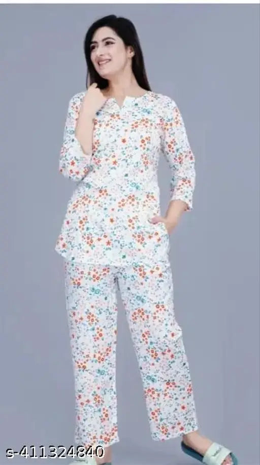 White and blue floral print rayon nightdress set, includes top and pyjamas with three-quarter sleeves