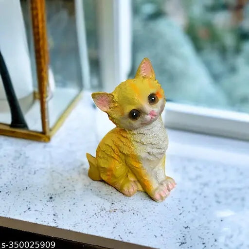 Resin cartoon cat figurine, Indian handcrafted decorative statue for garden or living room