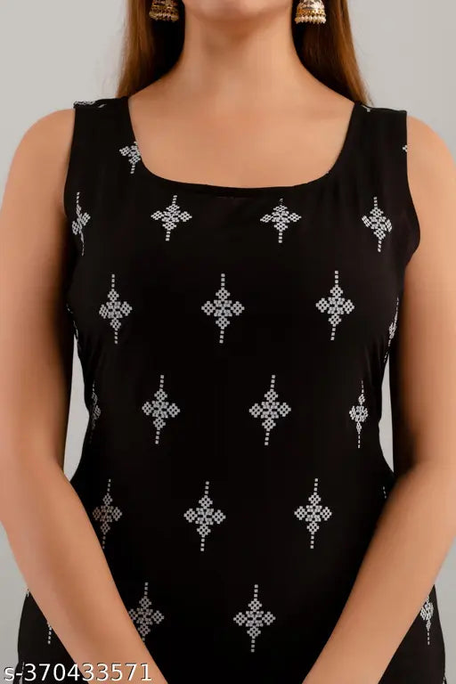 Black and white printed straight sleeveless kurta