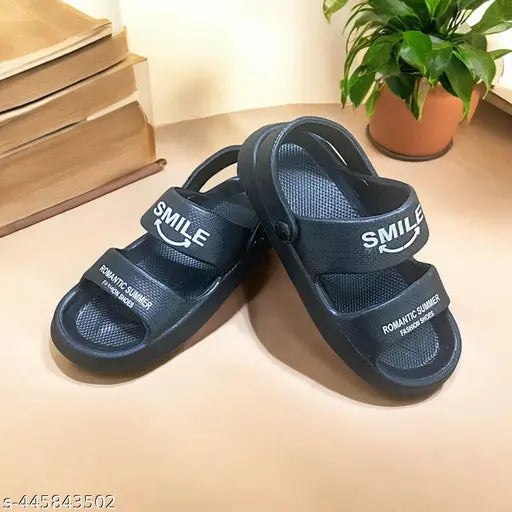 Boys' stylish EVA flip flops for outdoor/indoor wear, textured net pattern, comfortable daily slipper