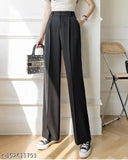 Gray checkered wide-leg trousers with cargo pockets, long sleeves