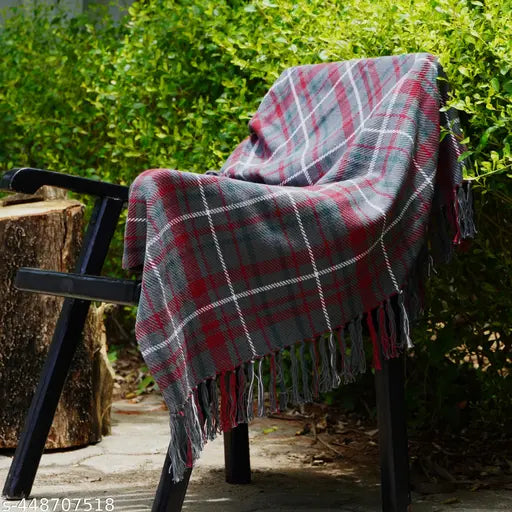 Christmas red & grey checked woven throw, handcrafted cotton net (50x70in), elegance and charm for living spaces