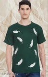 Green cotton blend men's leaf print short sleeve T-shirt, stylish botanical design for casual wear