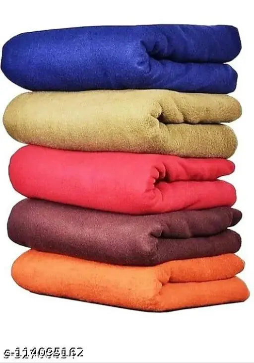Solid plain fleece blanket, 280 thread count, ideal for AC rooms, single size