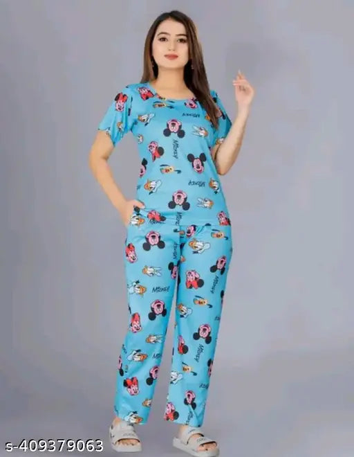 Attractive printed polycotton short sleeve nightwear for women, stylish & comfortable sleepwear, India origin