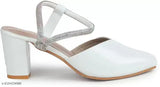 Fancy patent leather ankle sandals, solid design, India origin