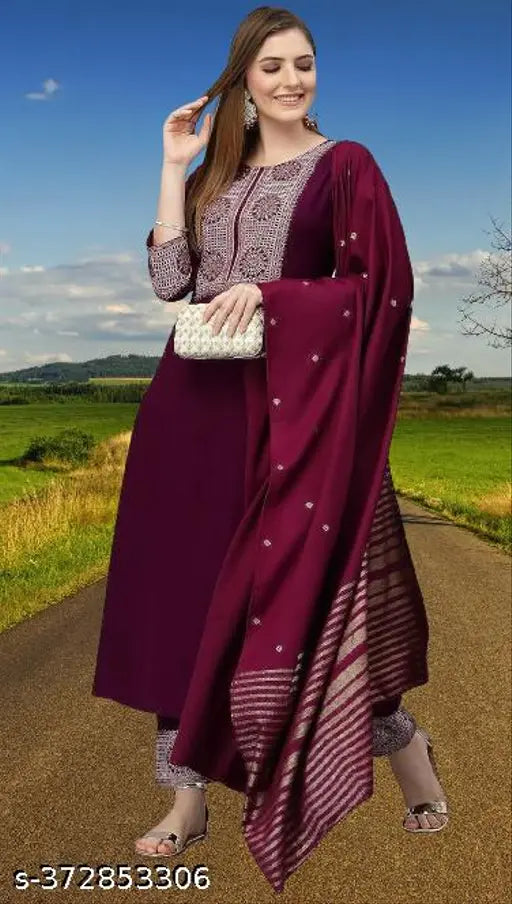 Printed cotton kurtas with dupatta and bottomwear, three-quarter sleeves for women, pack of 3 sizes S-XXXL, Indian ethnic wear