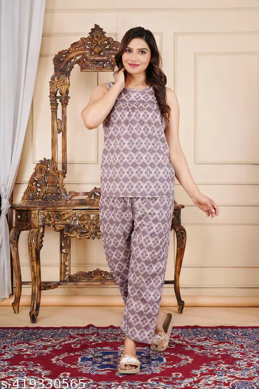 Rayon printed western wear co-ord set for women, trending summer nightsuit top and pants