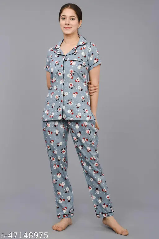 Printed cotton women's nightwear set: pyjama, shirt, and shorts with colorful print, made in India