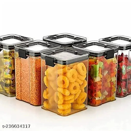 Clear 1100ml airtight storage containers set of 8, plastic, with black lids, for fridge and pantry.