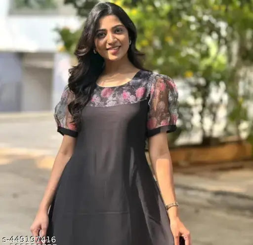 Black kameez, short sleeve, lace borders