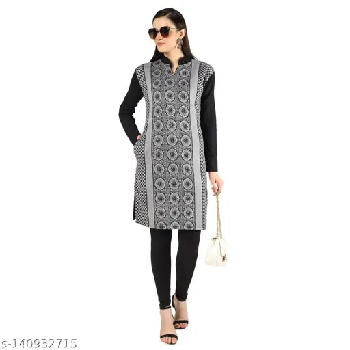 Black and white woolen women's kurta with long sleeves, full-length