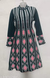 Long black kameez with pink paisley pattern, long sleeves, front zip closure