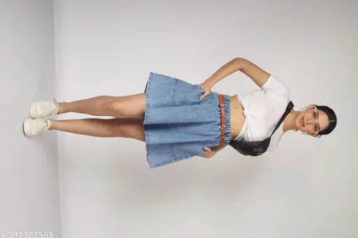Light blue denim mini skirt with side pockets and a belt. Suitable for women's fashion