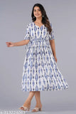 Long, blue and white patterned, short sleeve women's kurta